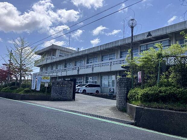 京丹後市立峰山中学校 （約460m）