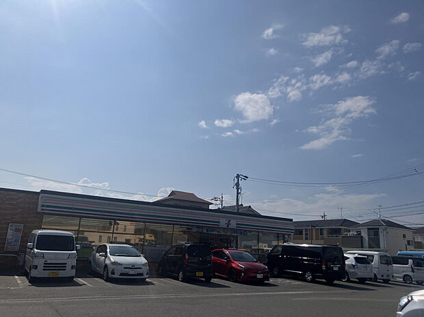 セブンイレブン大治町三本木店（約250m）