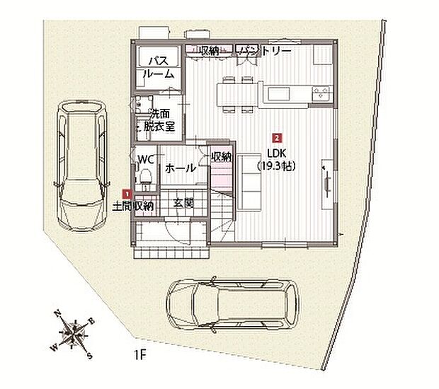 【【1階間取図/A号地モデルハウス】】土間収納にご家族皆様の靴がスッキリ。ホールにも収納を配置し、お出掛け用品などをまとめておくことも◎LDKはキッチンとダイニングが横並びで、スッキリとしたレイアウトです。