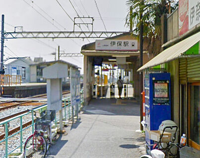 山陽電鉄本線「伊保」駅 約450m～500m(徒歩約8分)