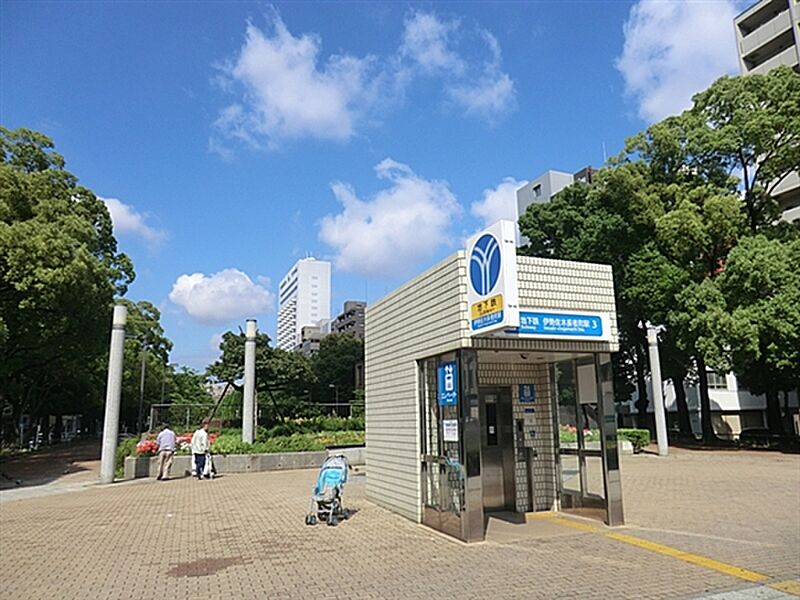 ブルーライン「伊勢佐木長者町」駅まで1520m