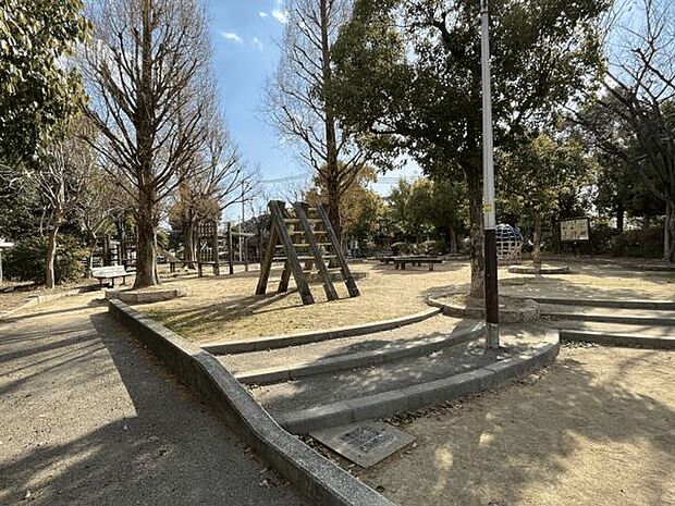 今北北公園まで969m