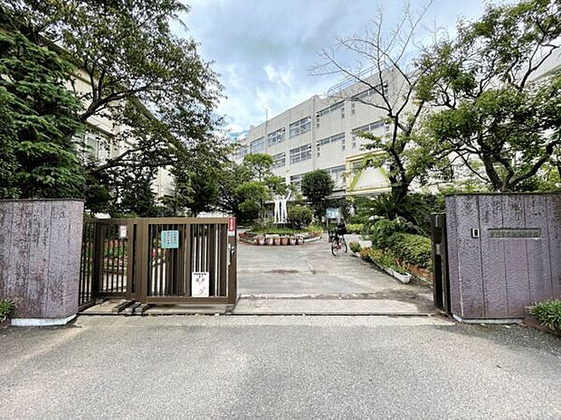 市川市立新浜小学校まで492m