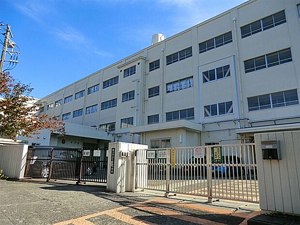 横浜市立もえぎ野小学校まで466m