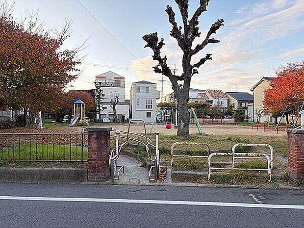 上小阪公園まで480m