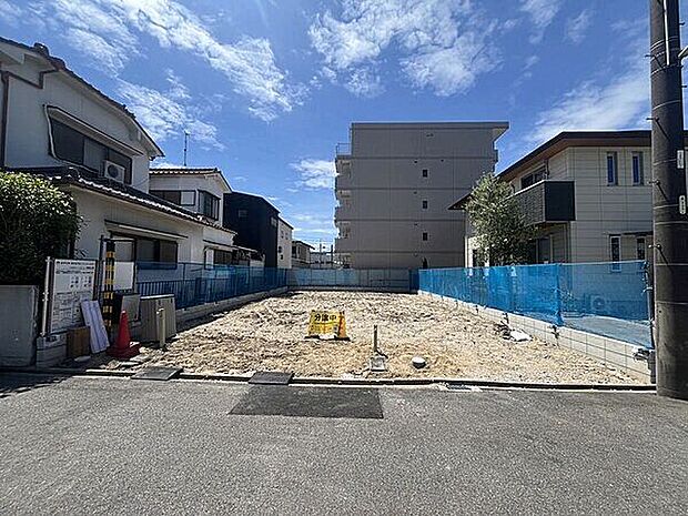 現地（土地）