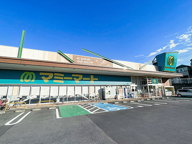 マミーマートあけぼの店まで425m