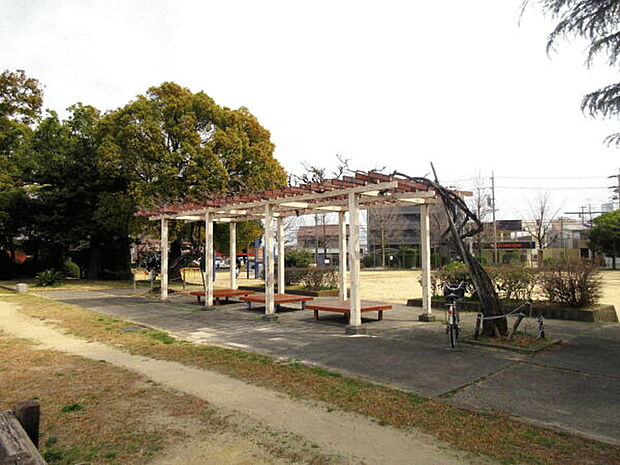 北江公園まで962m