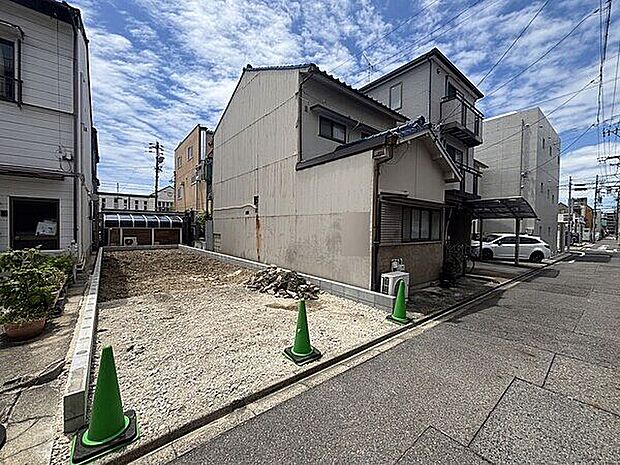 現地（土地）