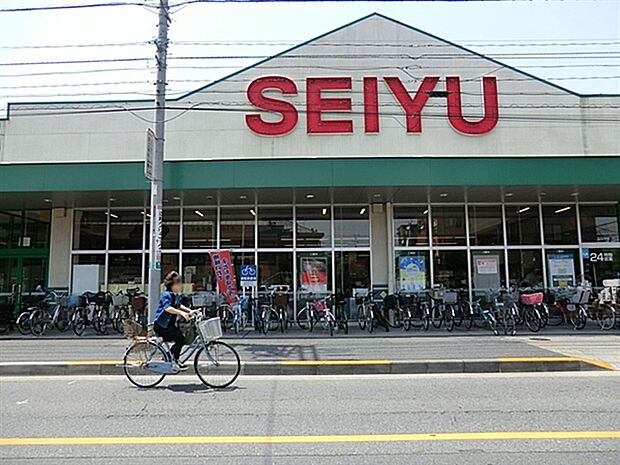 西友 足立島根店まで1024m