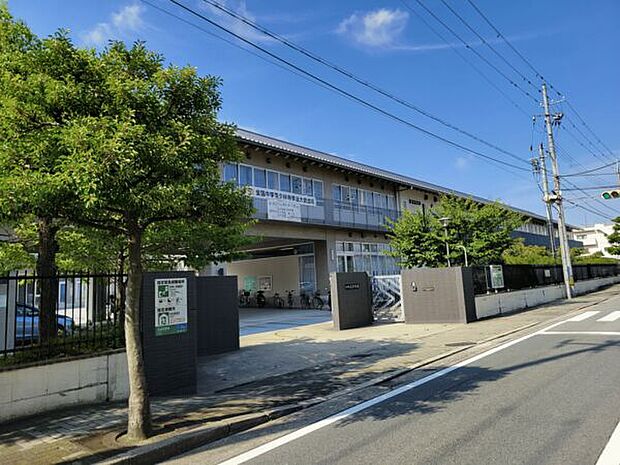 尼崎市立大庄中学校まで1042m