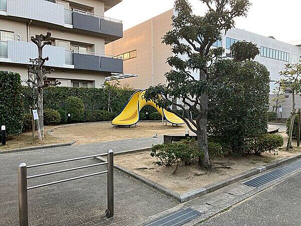 自主管理公園まで336m
