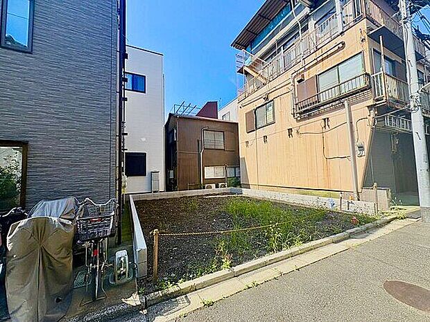 現地（土地）