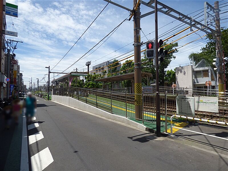 【車・交通】都電荒川線「荒川遊園地前」駅