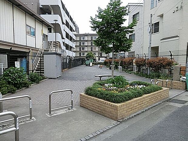 本牧町二丁目公園(約846m)