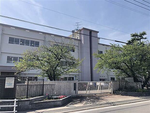 大野城市立大野北小学校（約1,021m）