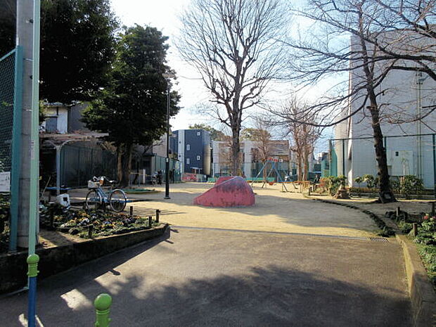 大秋公園(約294m)