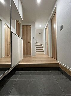 玄関・エントランス