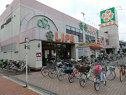 ライフ川崎桜本店 570m