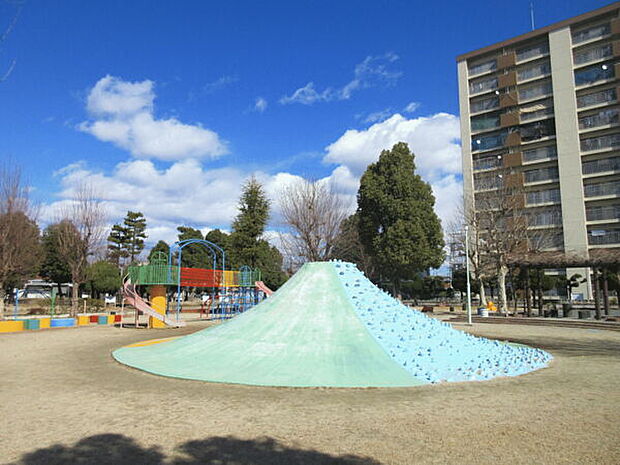 富士山公園（約547m）