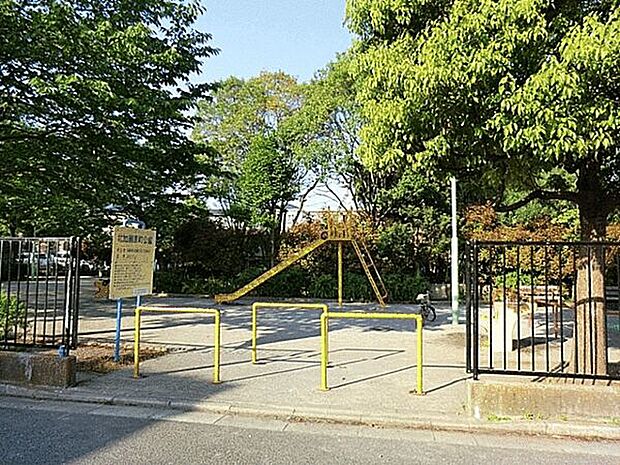 北加瀬原町公園(約126m)