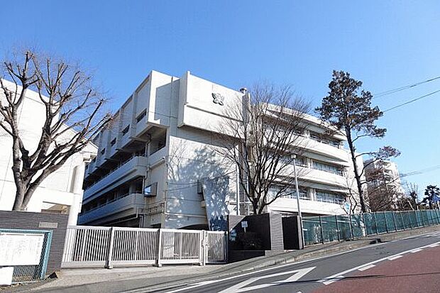 横浜市立下田小学校（約402m）