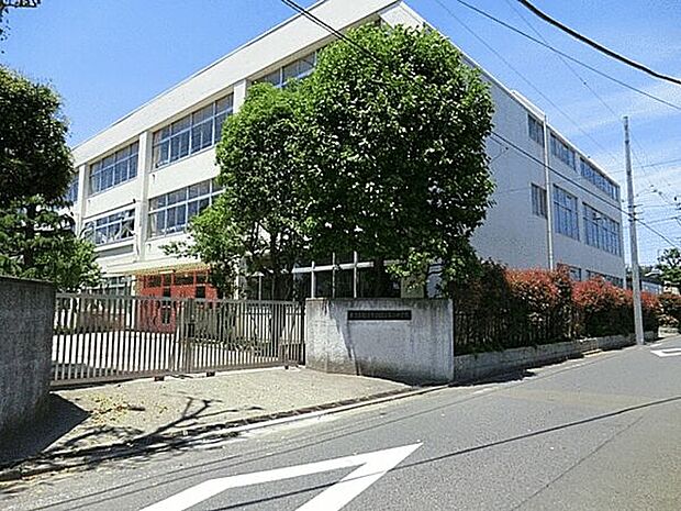 国立市立国立第二中学校(約1,450m)