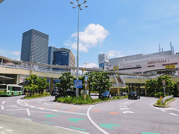 JR「高槻」駅(約1,680m)