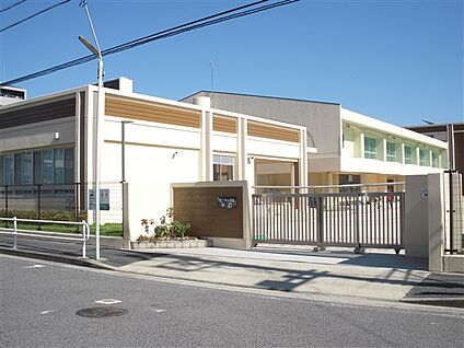 名古屋市立なごや小学校 793m