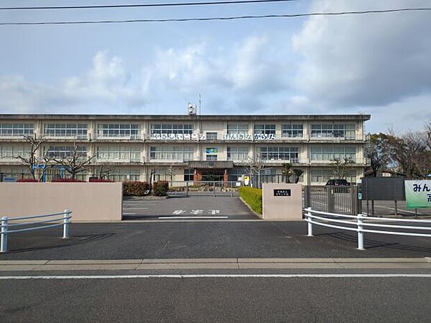 安城市立里町小学校(約412m)