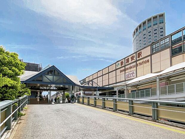 京葉線「新浦安」駅(約880m)