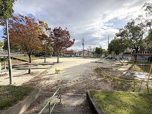 三郎廻間第一公園(約591m)