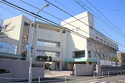 福岡市立横手中学校 628m