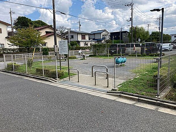 屋敷2丁目広場（約712m）