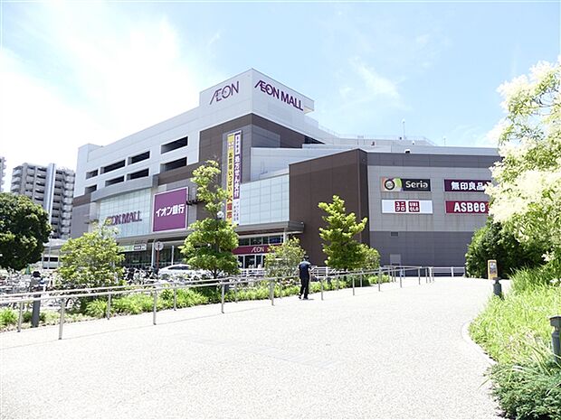 イオンモール新瑞橋店（約1,112m）