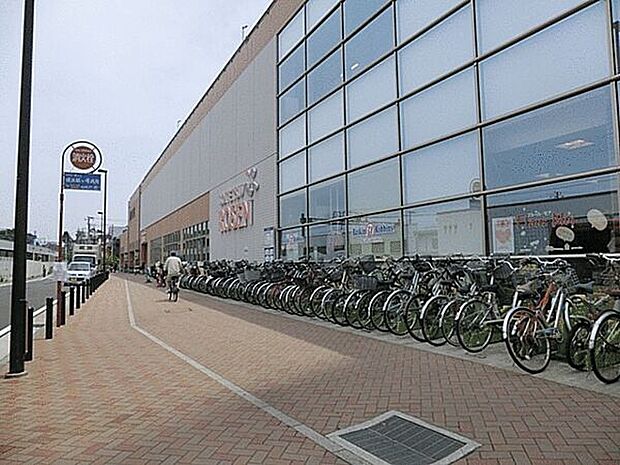 そうてつローゼン鶴ヶ峰店（約868m）