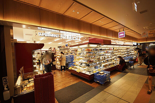 成城石井アスティ一宮店（約1,346m）