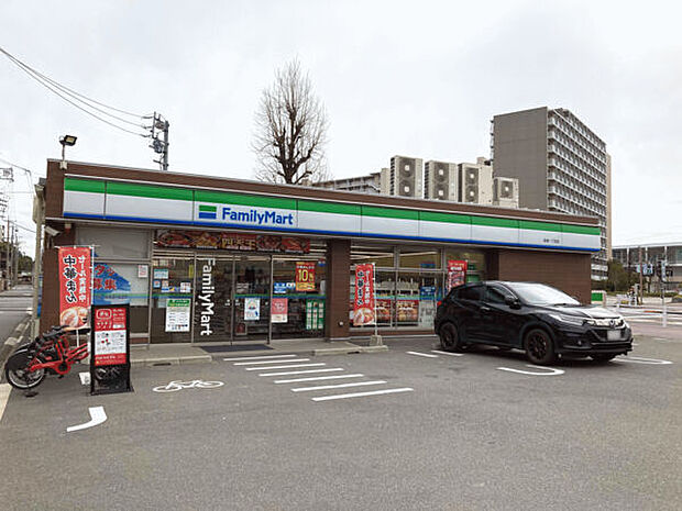 ファミリーマート金城一丁目店（約537m）