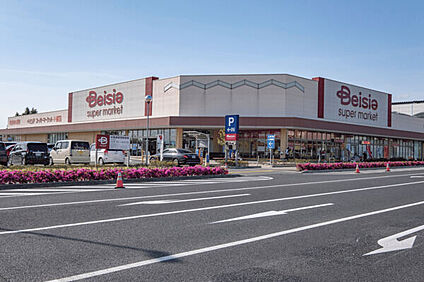ベイシア スーパーマーケット伊勢崎駅前店 1464m