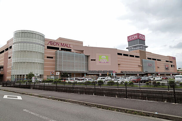 イオンモール福岡伊都店（約1,106m）