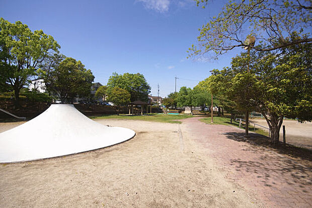 坊主山公園（約212m）