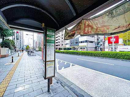 赤羽駅東口9番のりば(羽田空港直通バス停) 966m