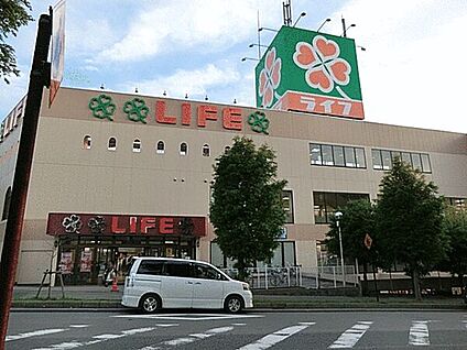 ライフ増尾店 1349m