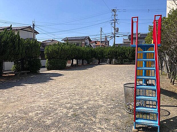 高田第1公園(約572m)