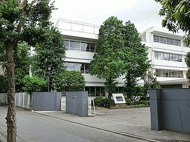 府中市立四谷小学校(約344m)