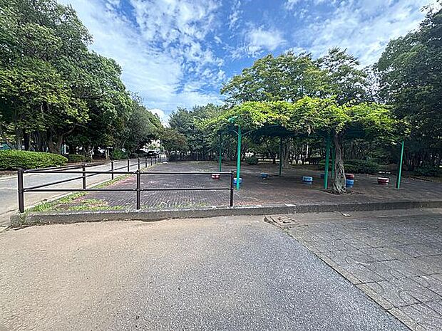 北磯辺公園(約1,380m)