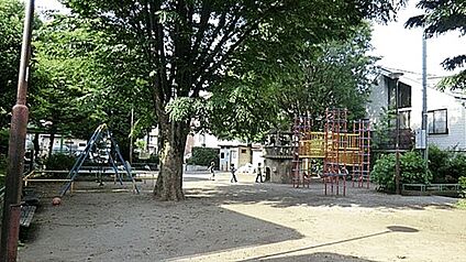 川添公園 643m