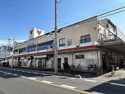 コモディイイダ仲町店 1090m
