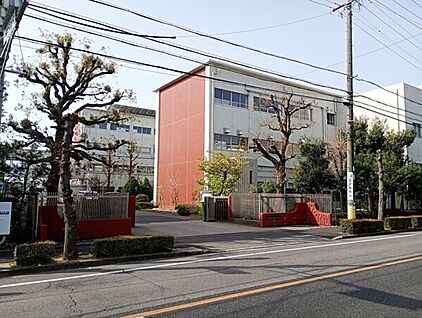 刈谷市立刈谷南中学校 1379m