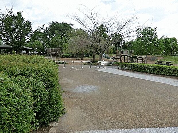 前原公園(約731m)